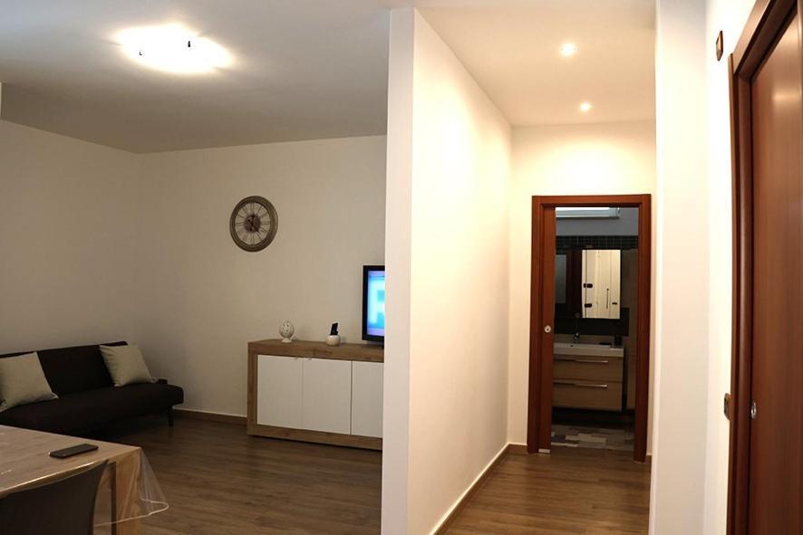 Alex'S House Apartment Бари Екстериор снимка